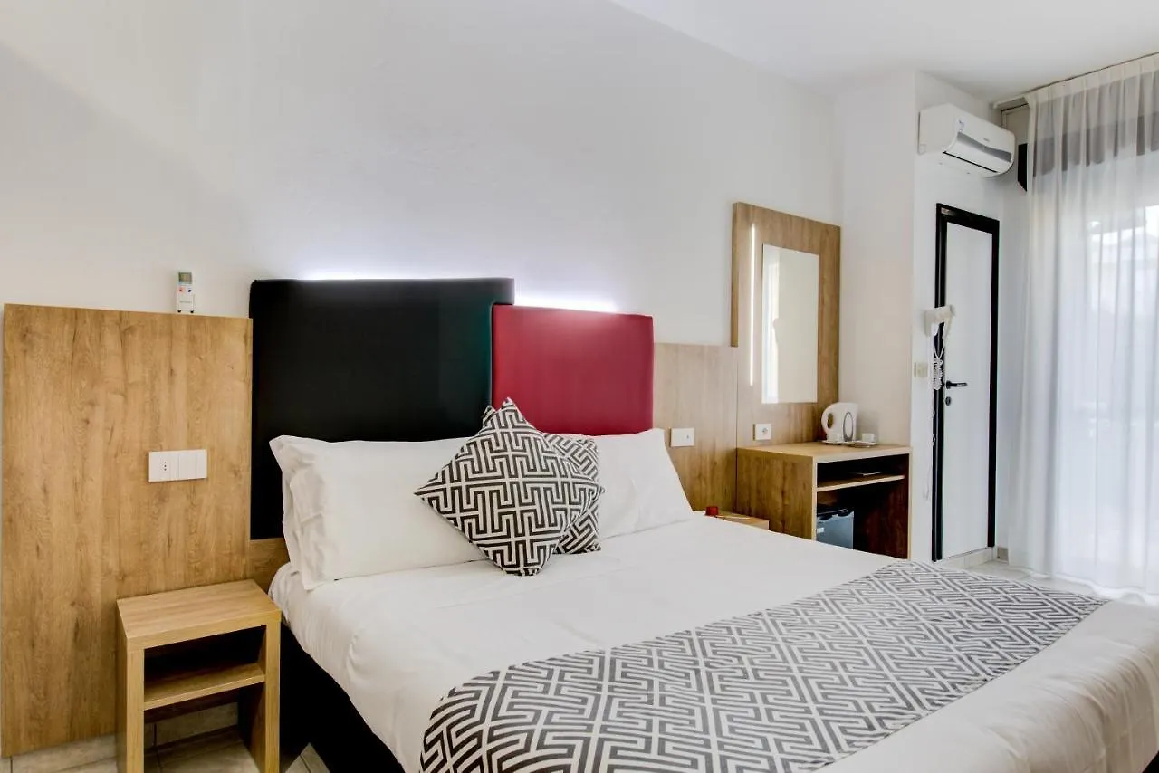 **  Hotel Grazia Riccione Italia
